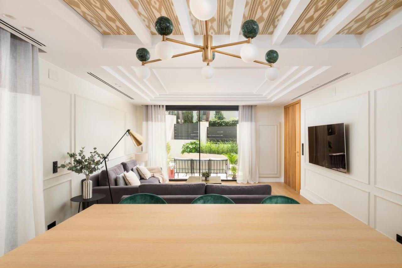 Apartamentos La Zagalilla Málaga Kültér fotó