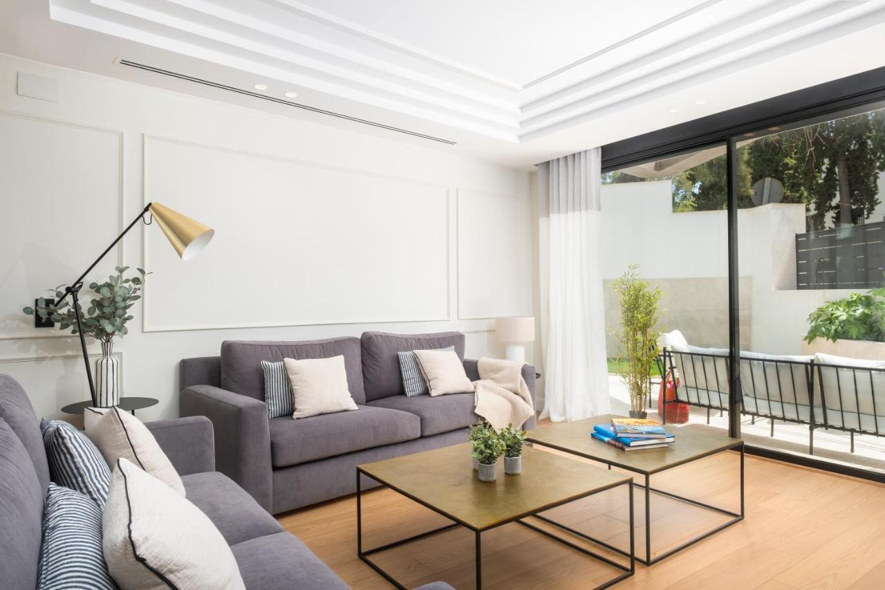 Apartamentos La Zagalilla Málaga Kültér fotó